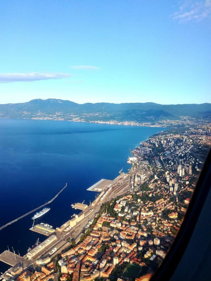 Apartman A&A Rijeka Bagian luar foto